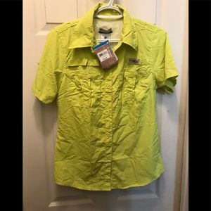 3/20$ Columbia PFG bonehead ladies med green yellow short sleeve
